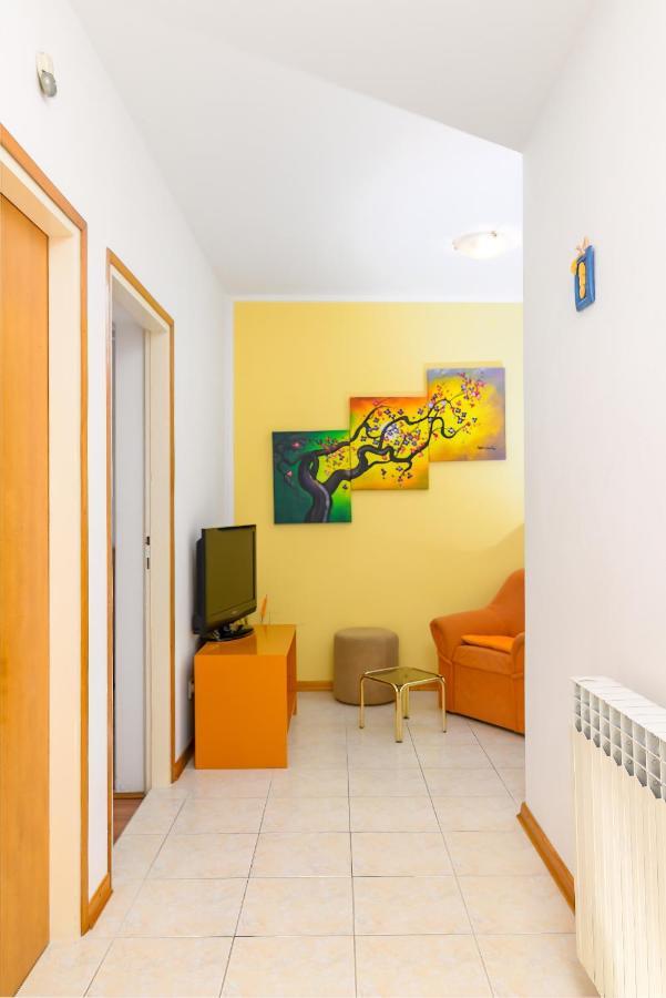 Apartments With A Parking Space Rabac, Labin - 19055 Екстер'єр фото